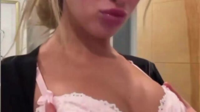 Julia Filippo Onlyfans Video Teasing Boobs